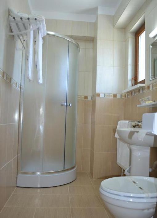 Hotel Corsar Tulcea Quarto foto
